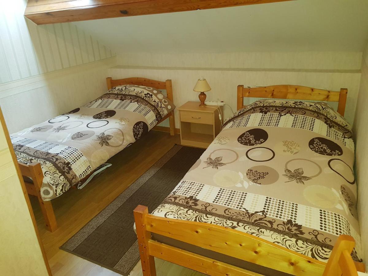 Chambres D'Hotes Vadiera Autun Rom bilde